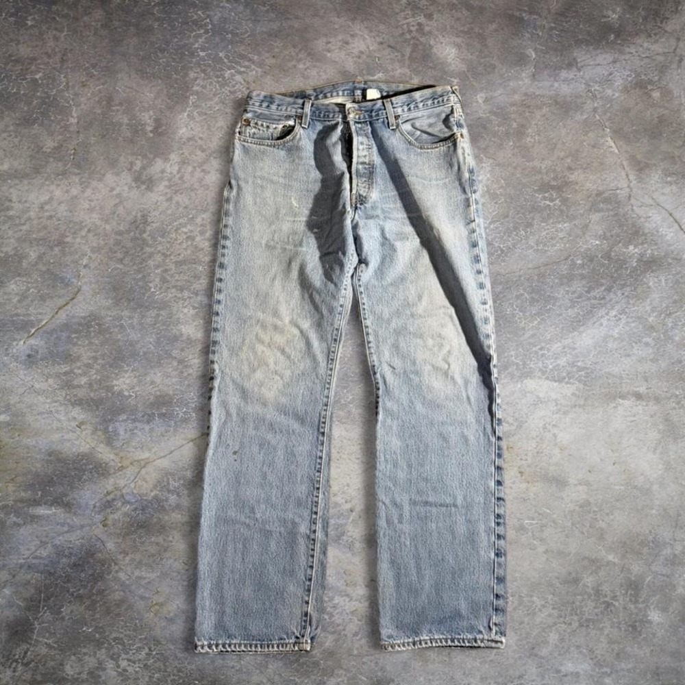 Vintage Y2K Levi's 505 light‎ wash straight leg jeans faded denim